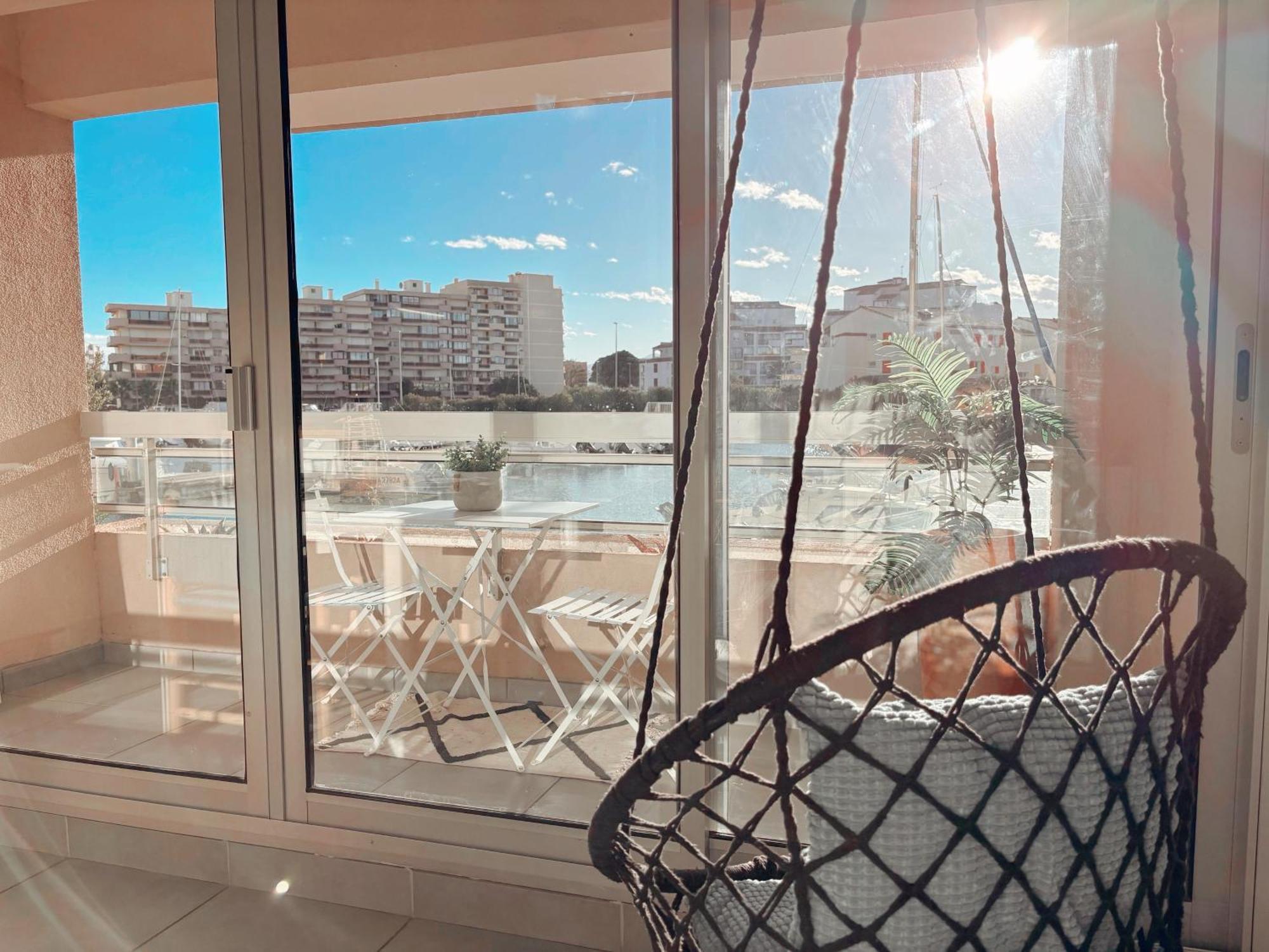 Magnifique T2 Au Calme Avec Une Superbe Vue Sur Le Port Canet Exterior foto
